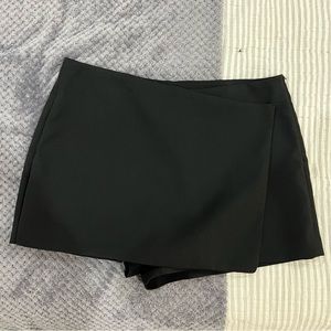 Zara Black Asymmetric Skort
